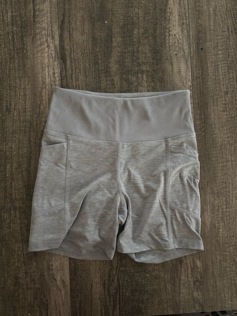 Zobha Light Heather Gray High-Rise Bike Shorts